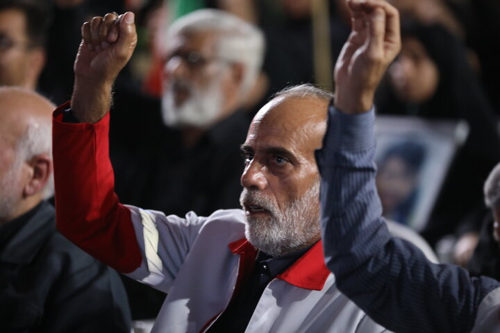حضور حاجی بابایی در مراسم یادواره شهدای نماینده استان بوشهر در مجلس شورای اسلامی در واقعه هفتم تیر