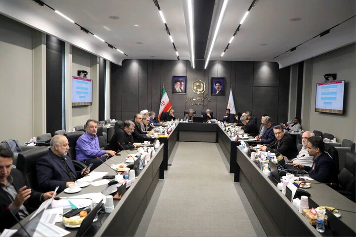 نشست مشترک کمیسیون برنامه و بودجه با رییس سازمان راهداری