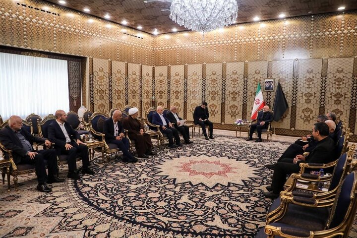 خونخواهی رهبر انقلاب آزادی مسلمانان از ظلم آمریکا و اسراییل است