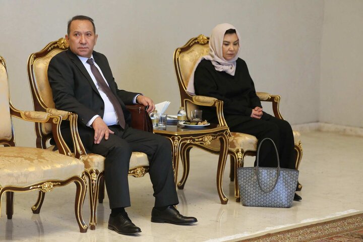 ورود رئیس مجلس قرقیزستان به تهران