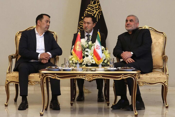 ورود رئیس مجلس قرقیزستان به تهران