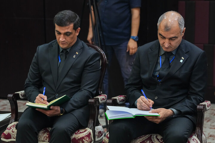 دیدار رهبر ملی ترکمنستان با دکتر قالیباف