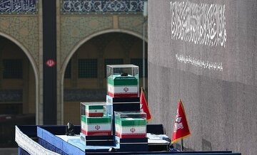 پیکرها را آوردند