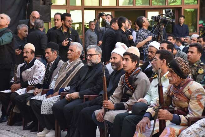 مراسم عزاداری و وداع جامعه دانشگاهیان، فرهنگیان، هنرمندان و پرسنل دستگاه های اجرایی لرستان با آقای شهید ایران