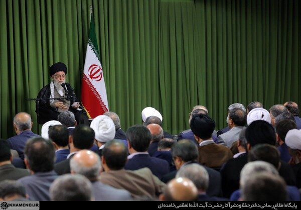 سیر تحول نقشه راه رهبر شهید برای مسئولیت الهی نمایندگی؛ از «قانون‌گذاری برای مصالح ملی» تا «پاسخگویی مجلس»