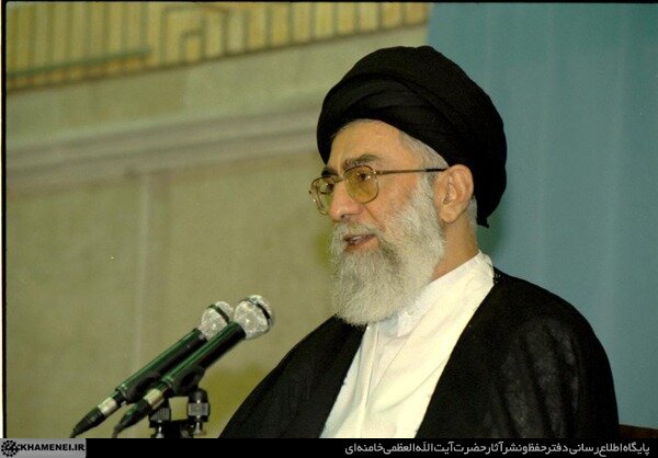 سیر تحول نقشه راه رهبر شهید برای مسئولیت الهی نمایندگی؛ از «قانون‌گذاری برای مصالح ملی» تا «پاسخگویی مجلس»