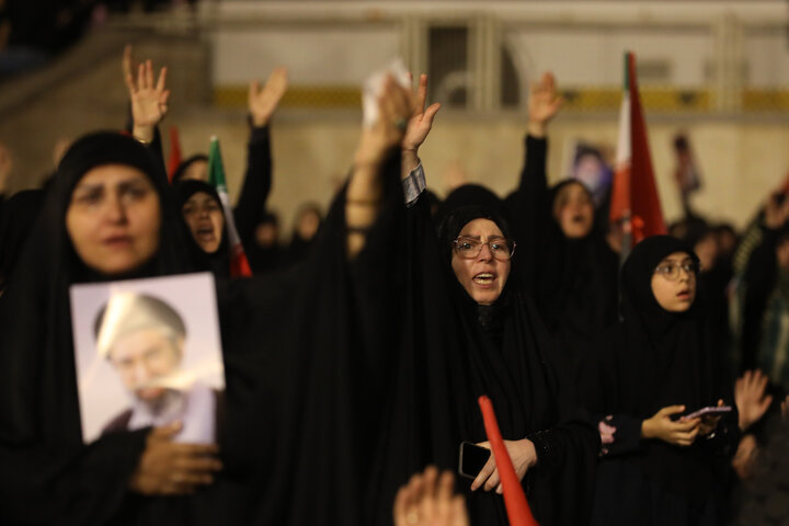 مراسم وداع با پیکر مطهر رهبر شهید انقلاب