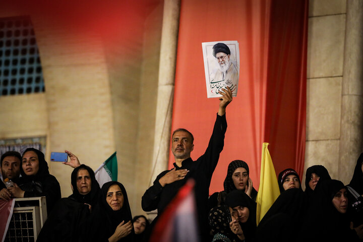 مراسم وداع با پیکر مطهر رهبر شهید انقلاب