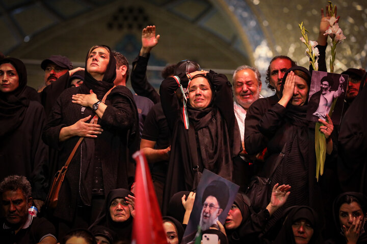 مراسم وداع با پیکر مطهر رهبر شهید انقلاب