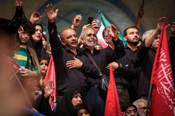 مراسم وداع با پیکر مطهر رهبر شهید انقلاب