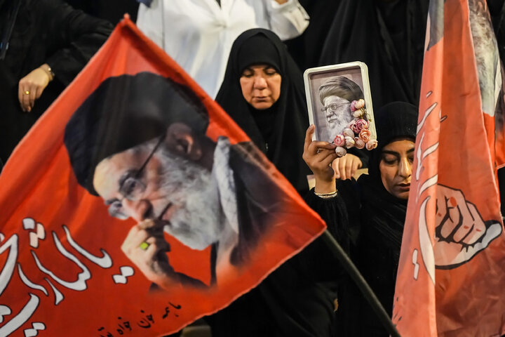 مراسم وداع با پیکر رهبر شهید انقلاب در مصلی تهران