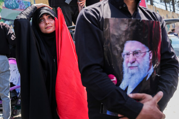 مراسم تشییع پیکر رهبر شهید انقلاب و خانواده ایشان در تهران