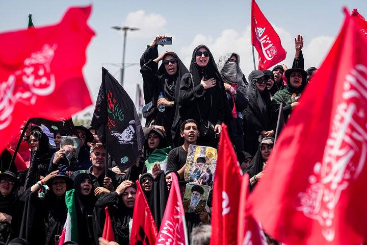 مراسم تشییع پیکر رهبر شهید انقلاب و خانواده ایشان در تهران