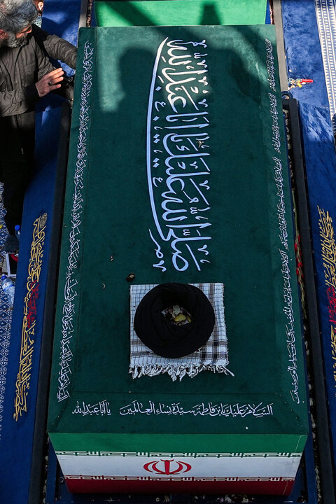 مراسم تشییع پیکر رهبر شهید انقلاب و خانواده ایشان در تهران