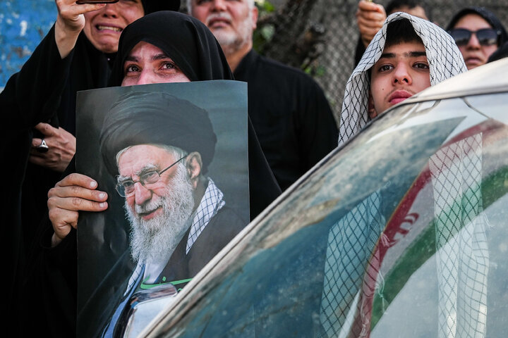 مراسم تشییع پیکر رهبر شهید انقلاب و خانواده ایشان در تهران