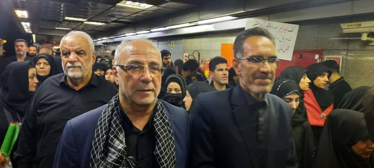 حضور نمایندگان خانه ملت در بدرقه حماسی رهبر شهید همراه با تودههای مردم