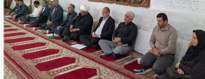 بررسی و پیگیری مشکلات روستای کودزر فراهان با حضور بیاتی و مسئولان شهرستان