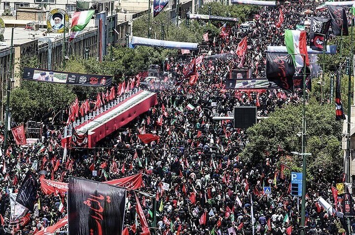 تبدیل مراسم تشییع رهبر شهید به نمادی از وحدت و نمایش قدرت جمهوری اسلامی ایران