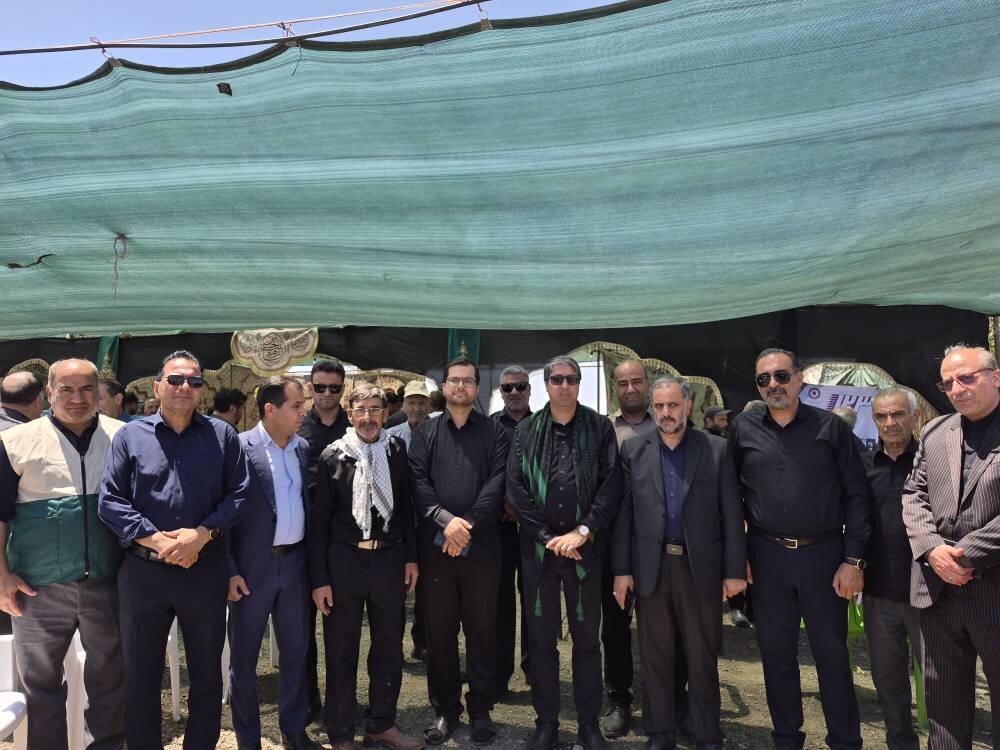 بازدید نماینده نیشابور از موکب‌های خدمت‌رسان به زائران مراسم تشییع رهبر شهید