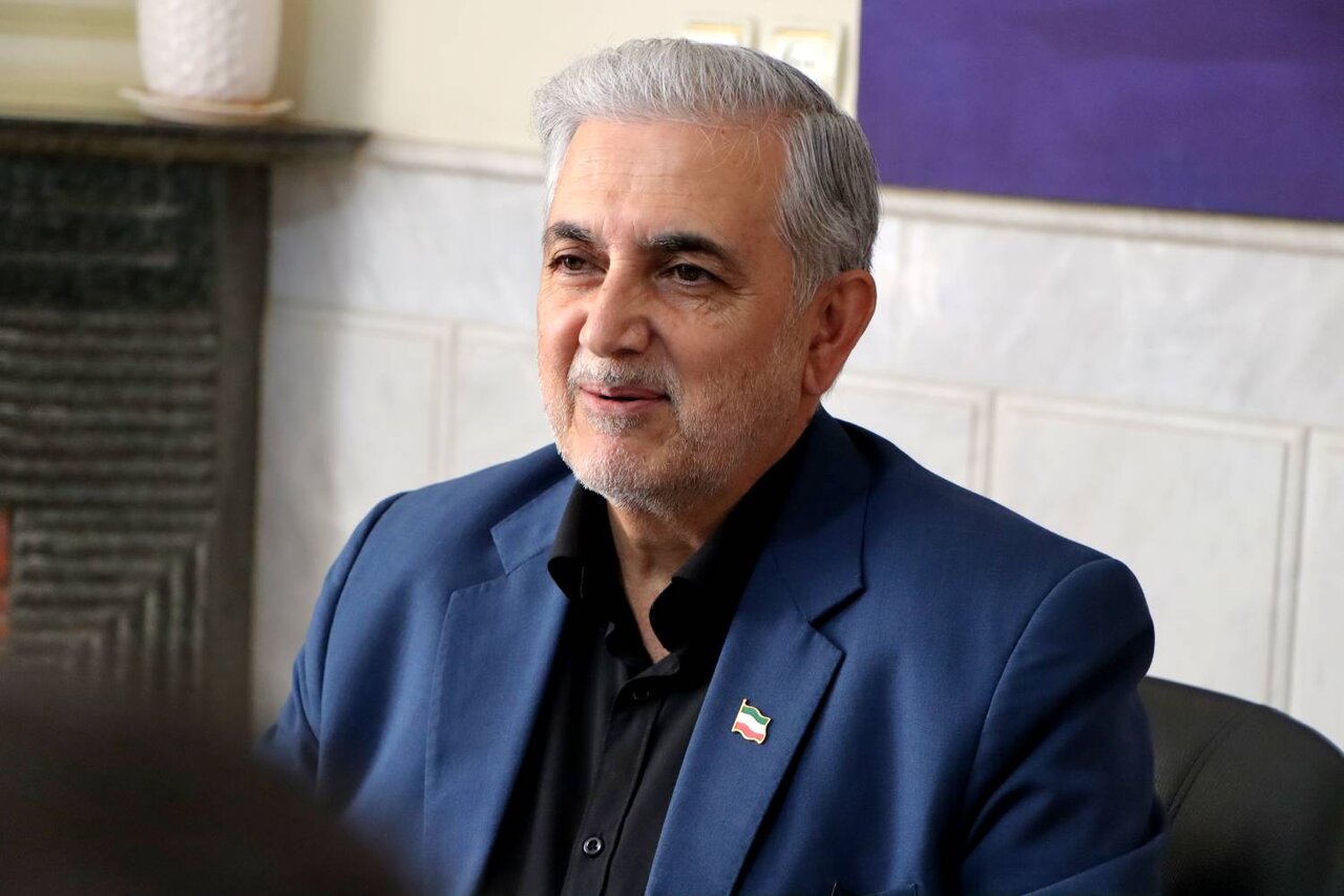 تشییع میلیونی رهبر شهید انقلاب در ایران و عراق شکست دیگری برای آمریکا و جبهه استکبار است
