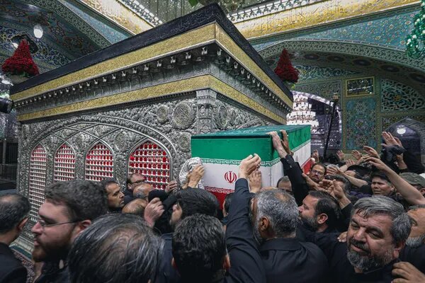 حضور حماسی مردم  در تشییع پیکر رهبر شهید در حافظه تاریخی ایران ماندگار خواهد ماند