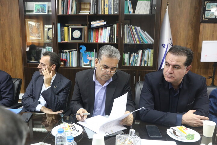 نشست کمیسیون اصل نودم قانون اساسی مجلس