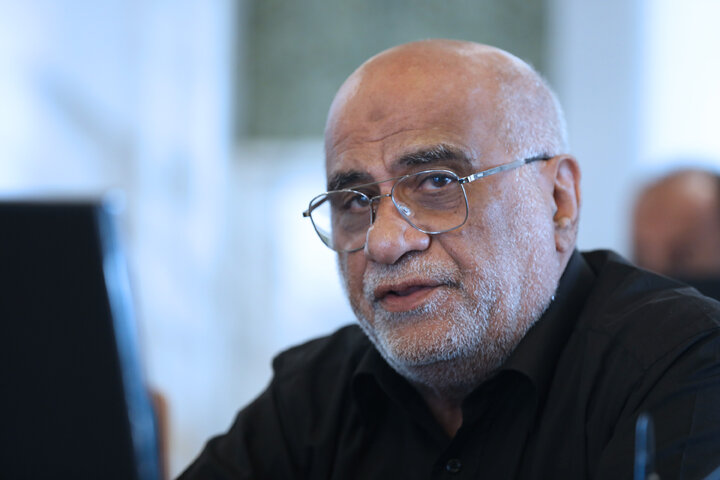 نشست کمیسیون اقتصادی مجلس با حضور رئیس بیمه مرکزی
