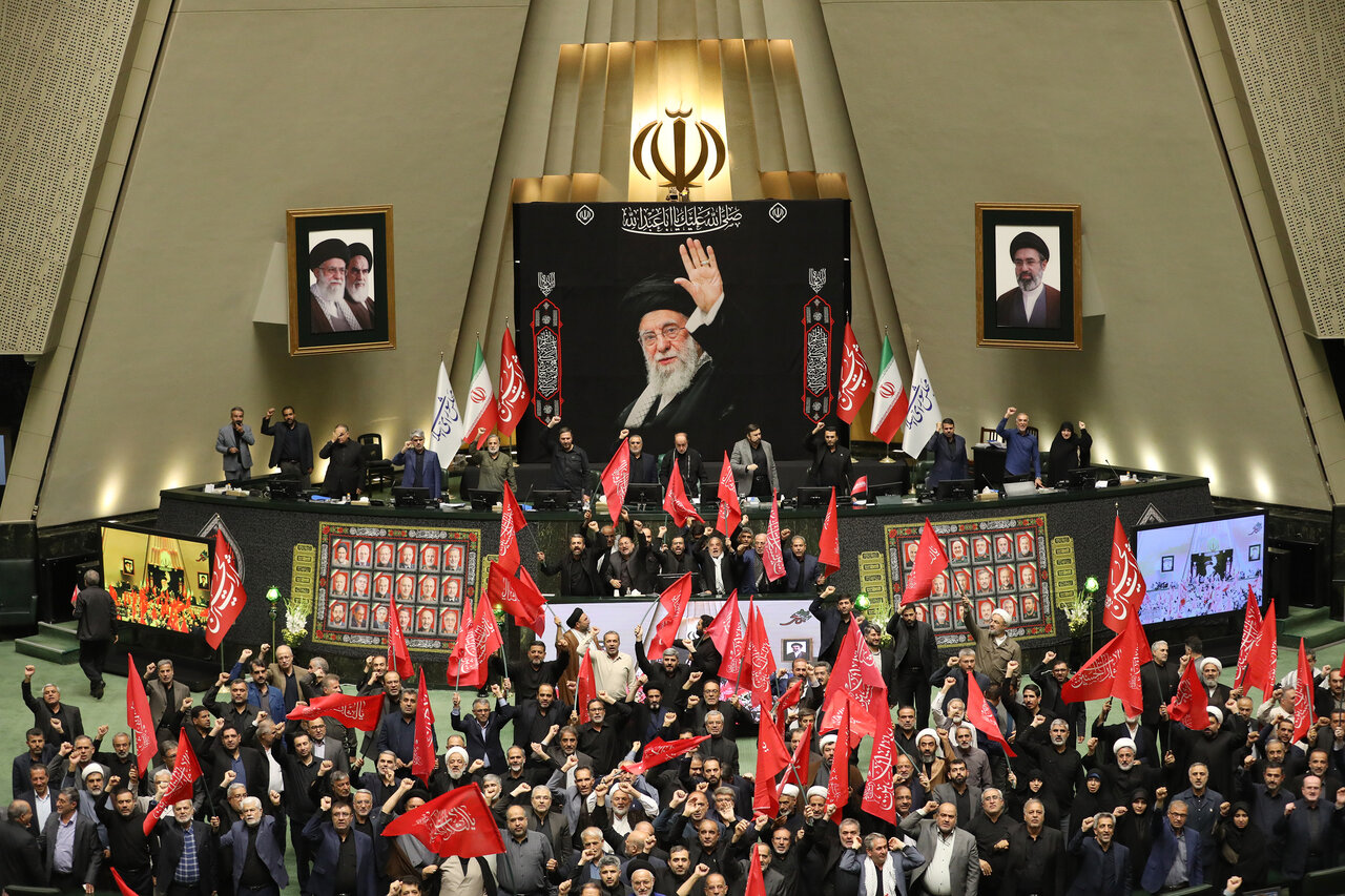 نشست علنی مجلس شورای اسلامی برگزار شد/ تصویب "سازوکار برگزاری جلسات خانه ملت در مواقع اضطرار"