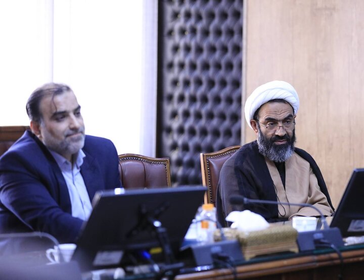 نشست کمیسیون قضایی و حقوقی مجلس با رئیس سازمان ثبت اسناد و املاک کشور