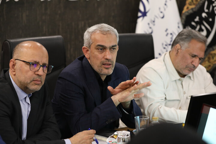 نشست مشترک کمیسیون اقتصادی مجلس با وزیر امور اقتصادی