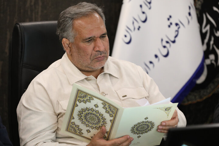 نشست مشترک کمیسیون اقتصادی مجلس با وزیر امور اقتصادی
