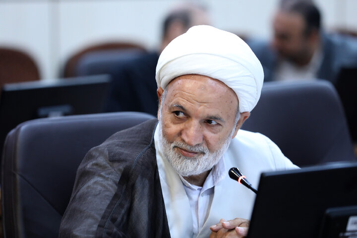 نشست مشترک اعضای کمیسیون شوراها با وزیر نیرو
