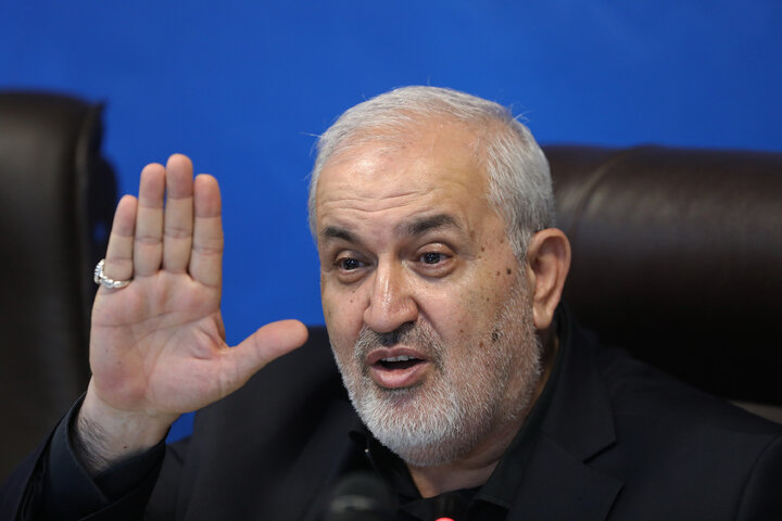 نشست مشترک اعضای کمیسیون شوراها با وزیر نیرو