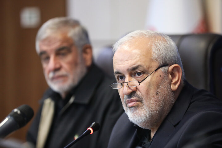 نشست مشترک اعضای کمیسیون شوراها با وزیر نیرو