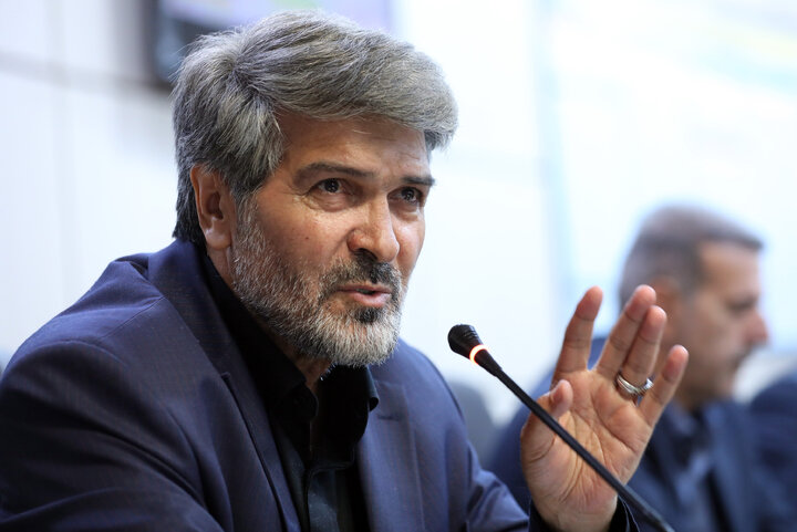 نشست مشترک اعضای کمیسیون شوراها با وزیر نیرو