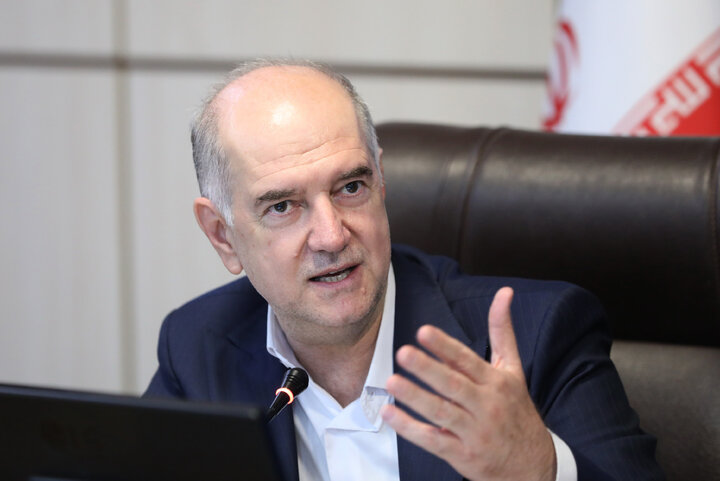 نشست مشترک اعضای کمیسیون شوراها با وزیر نیرو