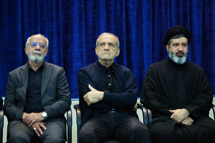 آیین بزرگداشت رهبر شهید انقلاب در مصلی تهران