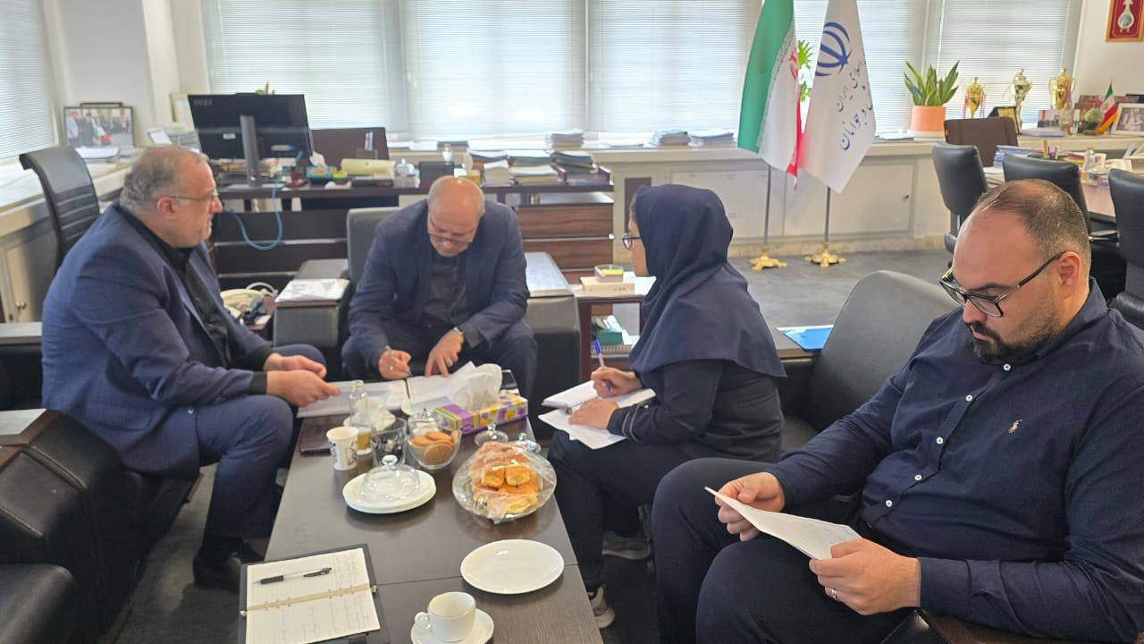 پیگیری مطالبات ورزش مراغه و عجبشیر در دیدار موسوی با معاون وزیر ورزش و جوانان