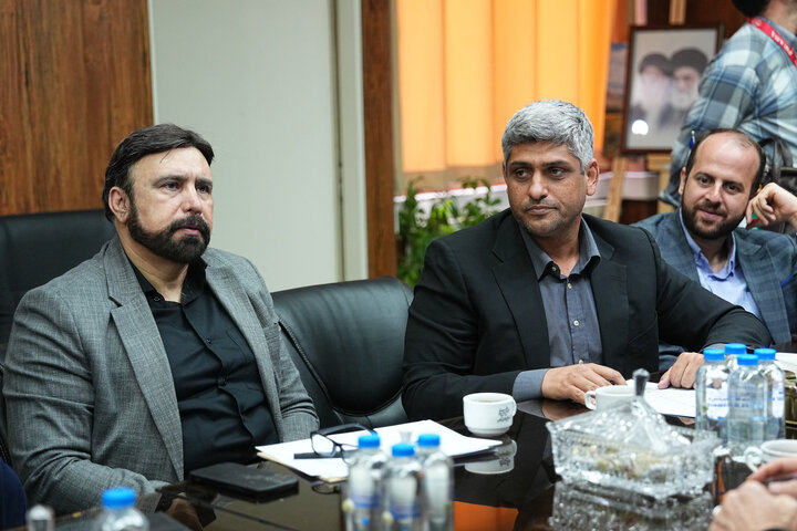 نشست نایب رئیس مجلس با وزیر اقتصاد
