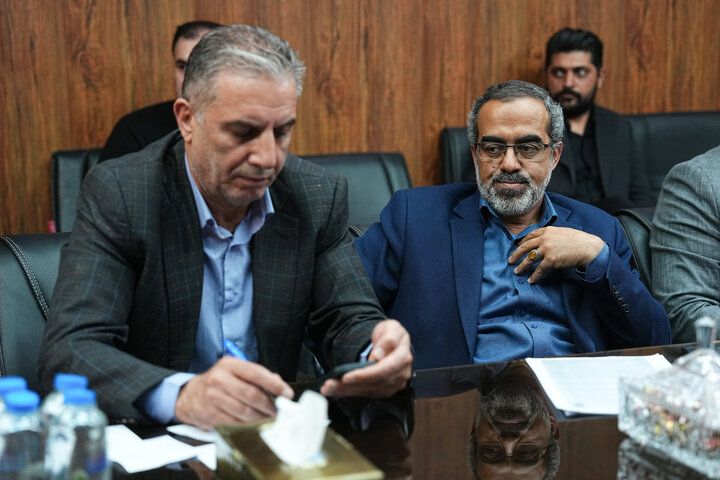 نشست نایب رئیس مجلس با وزیر اقتصاد