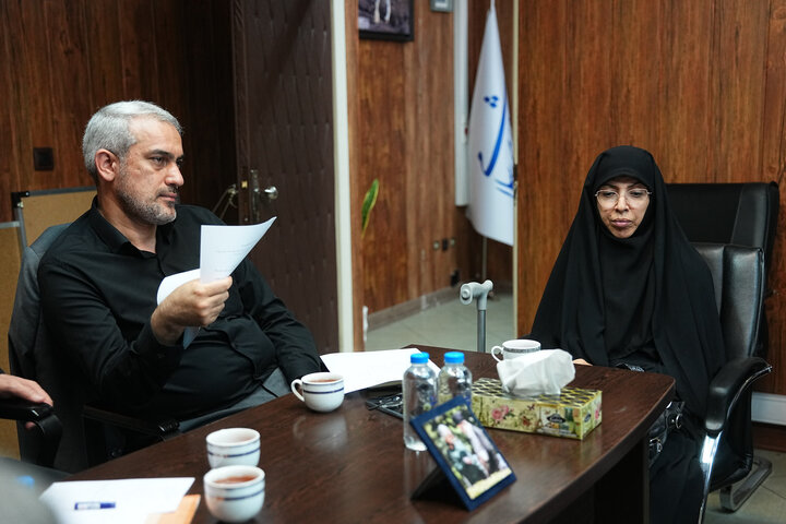 نشست نایب رئیس مجلس با وزیر اقتصاد