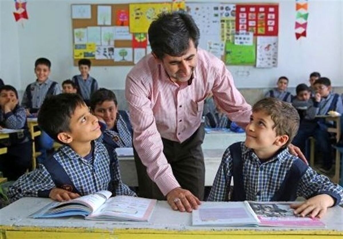 بیبرنامگی در جذب معلم؛ از بحران کمبود نیروی انسانی تا احتمال عدم برگزاری آزمون استخدامی تا مهرماه بیبرنامگی در جذب معلم؛ از بحران کمبود نیروی انسانی تا احتمال عدم برگزاری آزمون استخدامی تا مهرماه