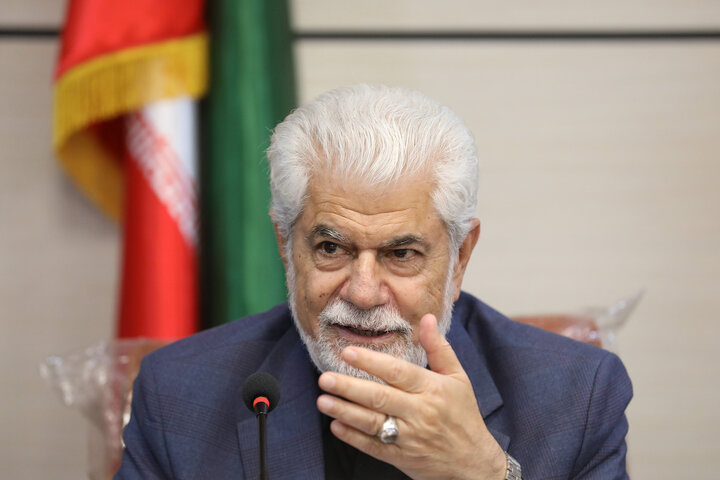 بازدید اعضای کمیسیون بهداشت و درمان مجلس از بیمارستان سیدالشهدا شهرری