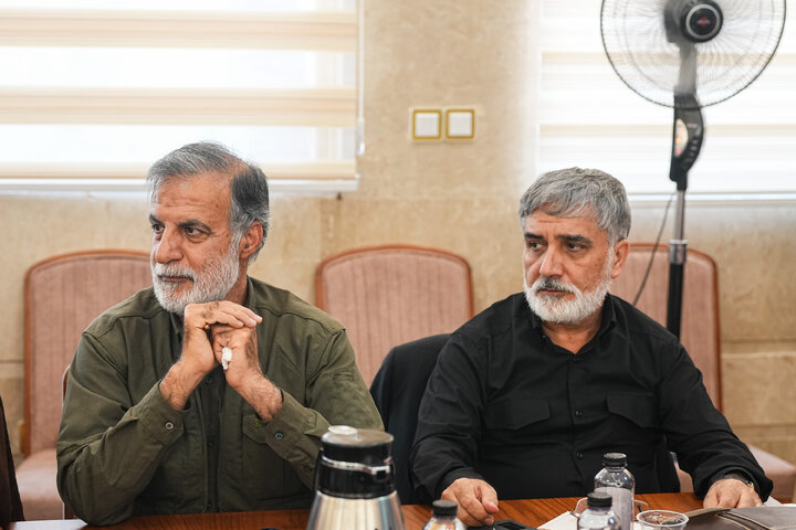 نشست کمیسیون اصل ۹۰ با معاونان آب و برق وزارت نیرو