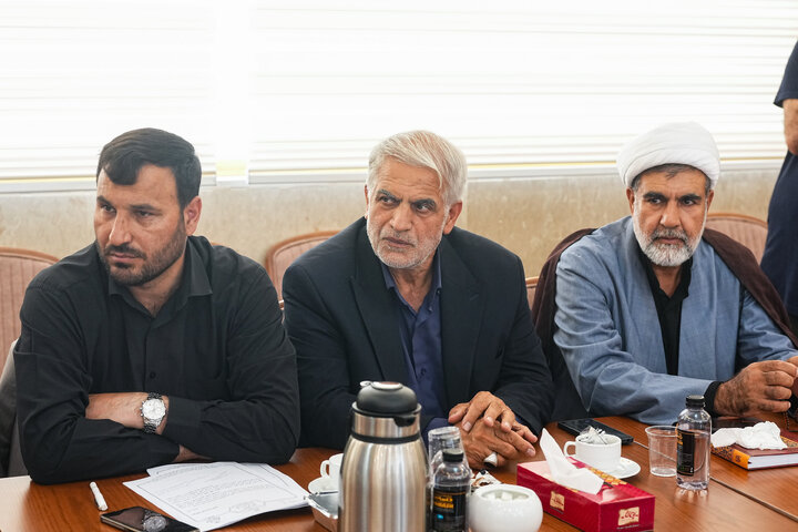 نشست کمیسیون اصل ۹۰ با معاونان آب و برق وزارت نیرو