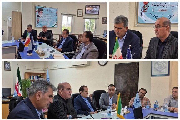 اخذ مجوز توسعه درمانگاه کازرون/بهدنبال تبدیل کازرون به قطب درمانی غرب فارس هستیم اخذ مجوز توسعه درمانگاه کازرون/بهدنبال تبدیل کازرون به قطب درمانی غرب فارس هستیم