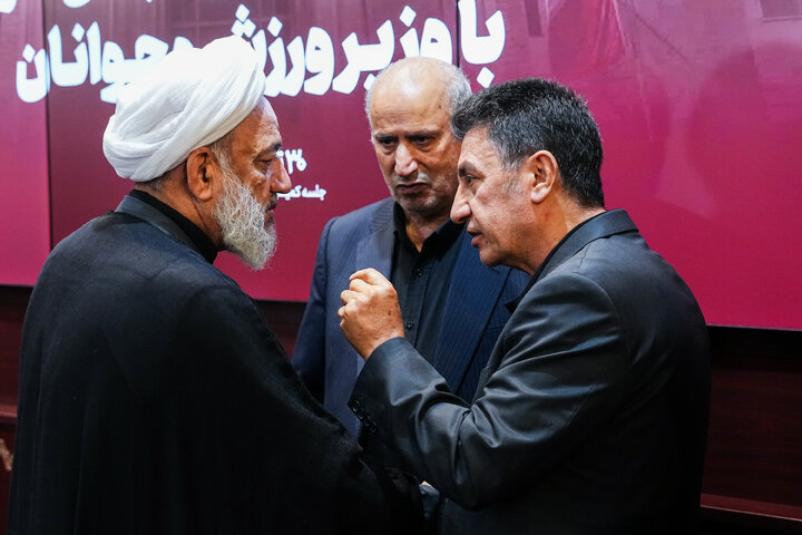 نشست کمیسیون فرهنگی مجلس با وزیر ورزش و جوانان