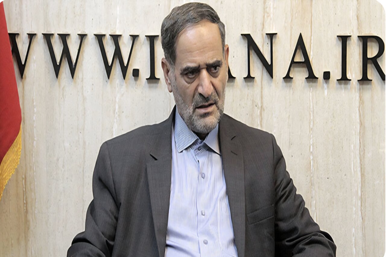 انتقاد از افزایش بی رویه قیمت گوشی موبایل/ نحوه واردات؛ عامل گرانی غیرمنطقی گوشی/ تعزیرات به گرانی های بی مورد پایان دهد