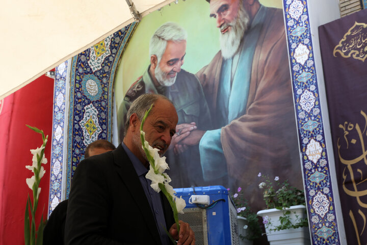 ادای احترام اعضای کمیسیون امنیت ملی به شهدای کرمان