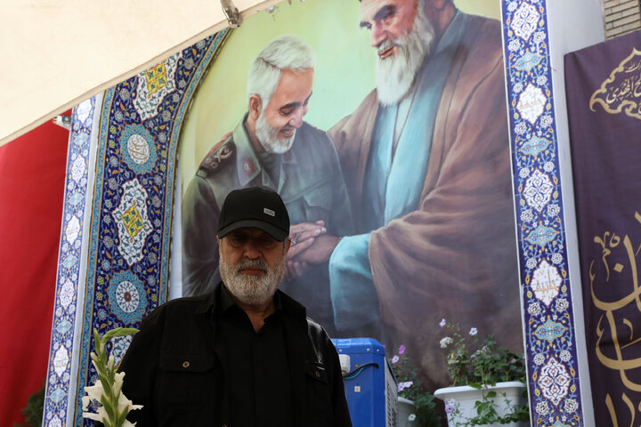 ادای احترام اعضای کمیسیون امنیت ملی به شهدای کرمان